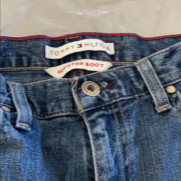 Tommy Shorts - Picture 3 of 5